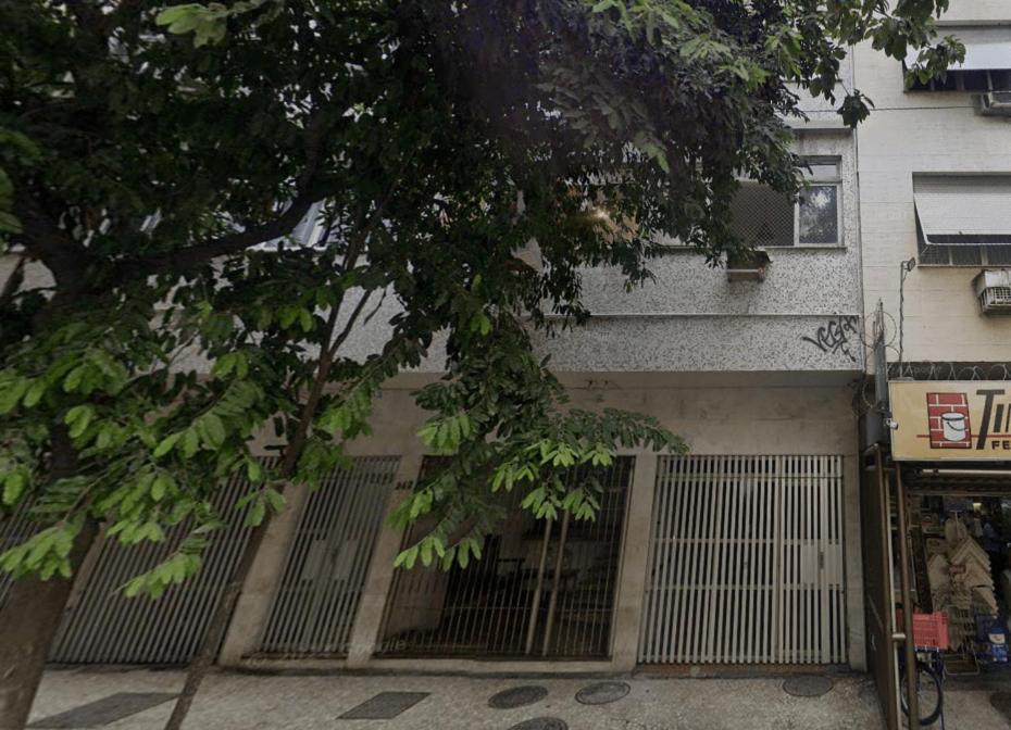Apartamento Decorado Em Copacabana | Tn 242/201
